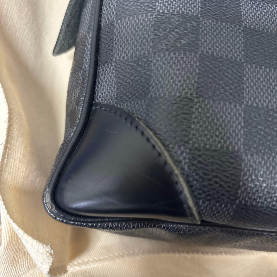 ルイヴィトン／ダミエ ポルト ドキュマン・ヴ オワヤージュ