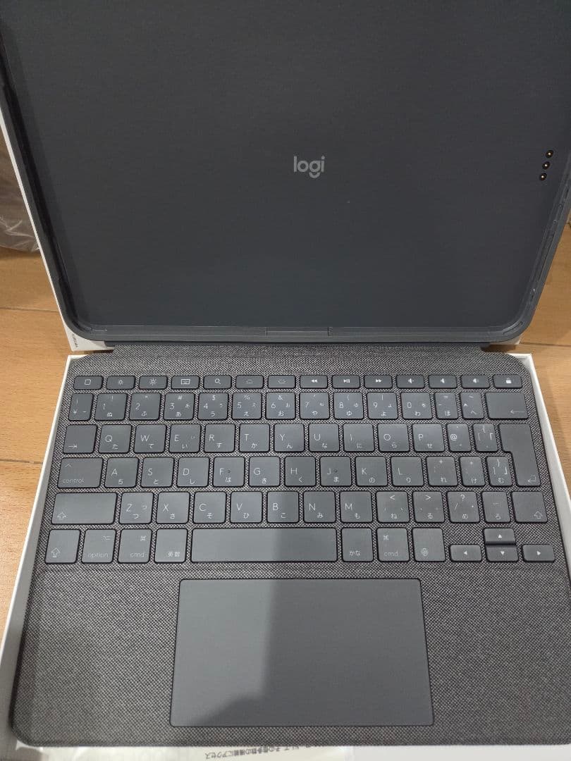 ロジクールCOMBO TOUCH iPad Air (第4世代) 専用キーボード