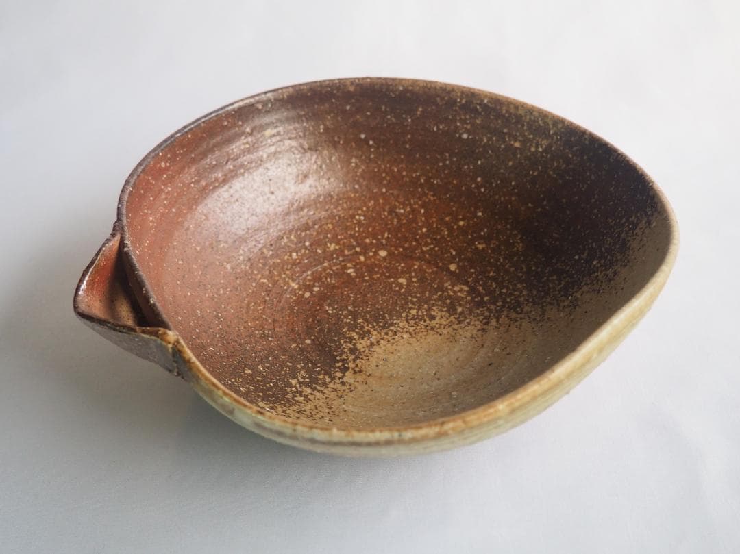 4代高橋楽斎造『信楽片口鉢』（共箱）