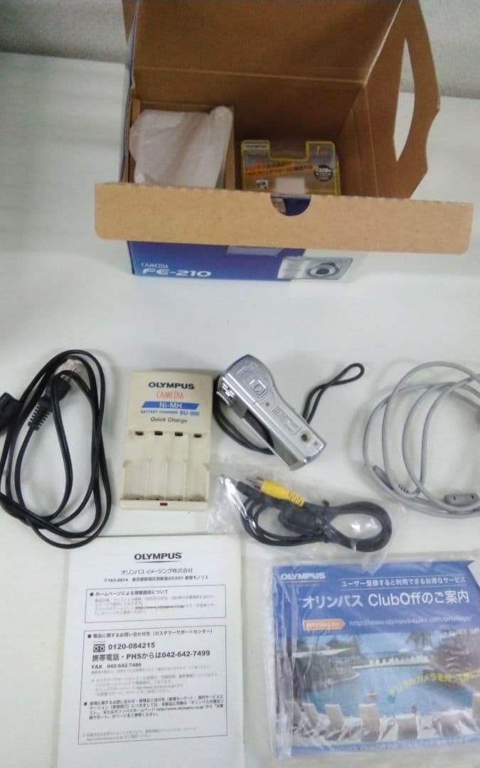 OLYMPUS　デジタルカメラ