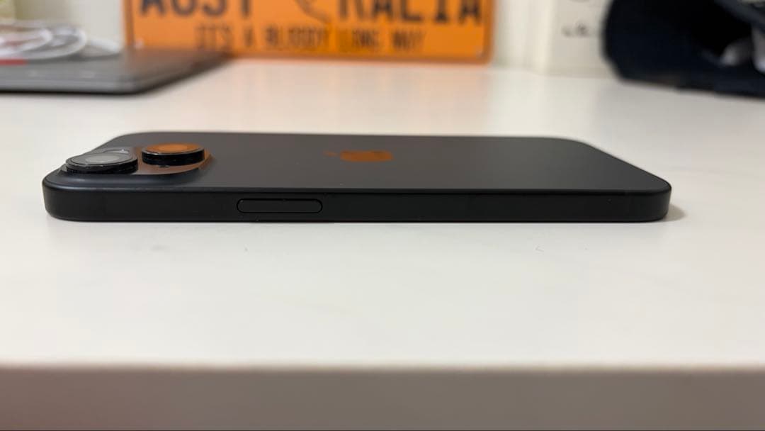 Apple iPhone15 128GB ブラック　本体
