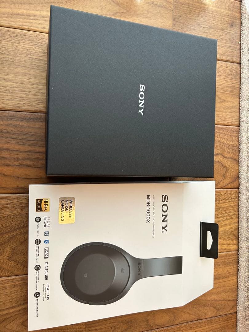 SONY ワイヤレスノイズキャンセリングヘッドホン　MDR-1000X