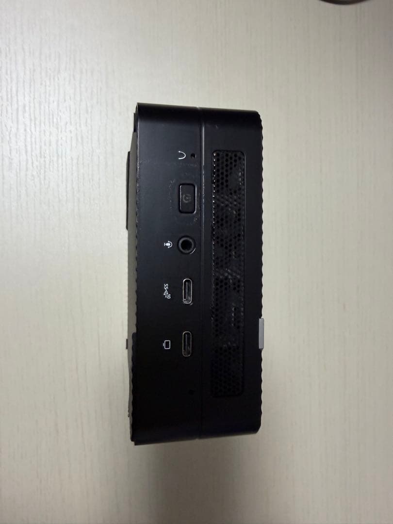 MINISFORUM UM560 ジャンク