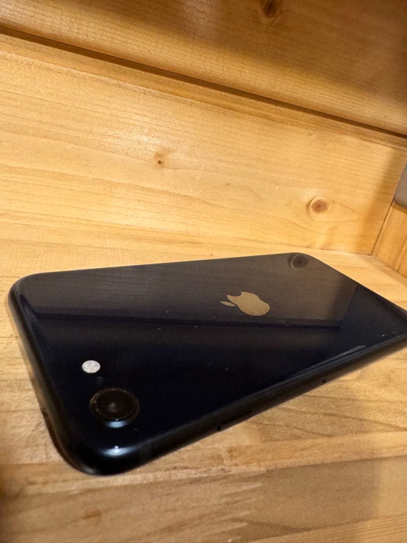 Apple iPhoneSE3 64GB SIMフリー