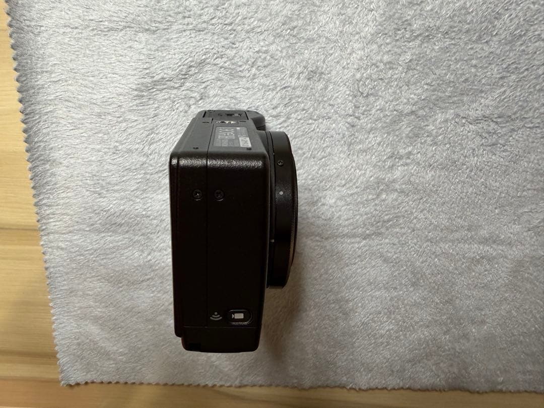 RICOH GR IIIx HDF 64GB SDカード、レンズフィルター付