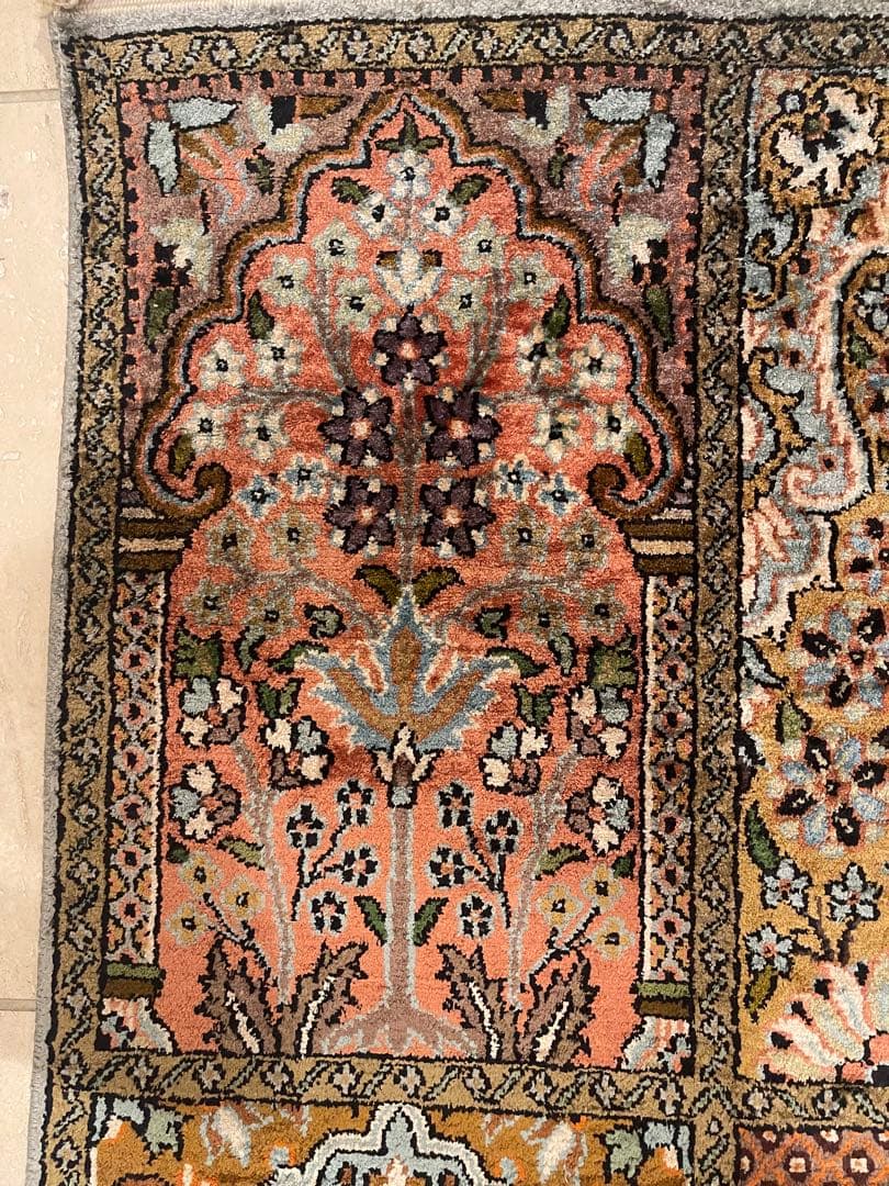 美しいデザインのラグ・カーペット、インドカシミール絨毯