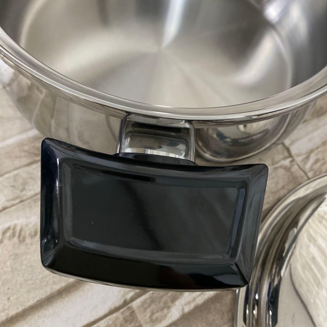 ロイヤルクイーン　【IH対応品】　２コート蓋付き　中古美品