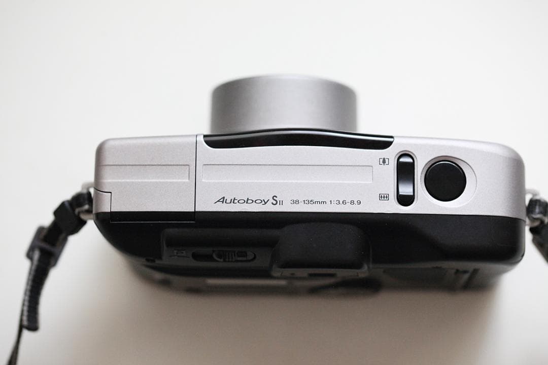 Canon Autoboy S II フィルムカメラ　Q875