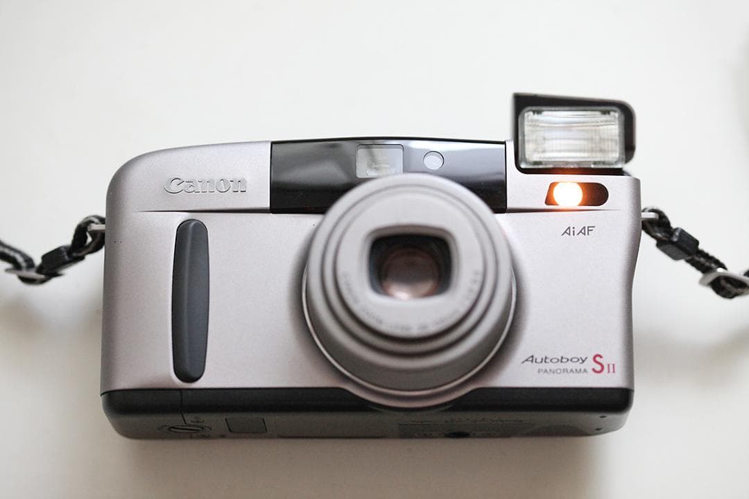 Canon Autoboy S II フィルムカメラ　Q875