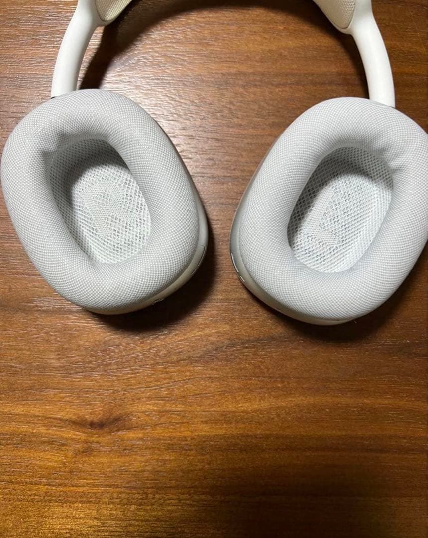 AirPods Max シルバー