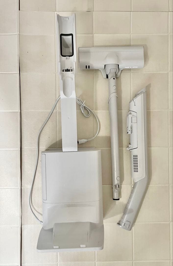 【実演機】東芝 ダストステーション搭載コードレスクリーナー