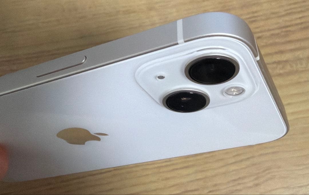 Apple iPhone 13 ホワイト 本体　SIMフリー256g