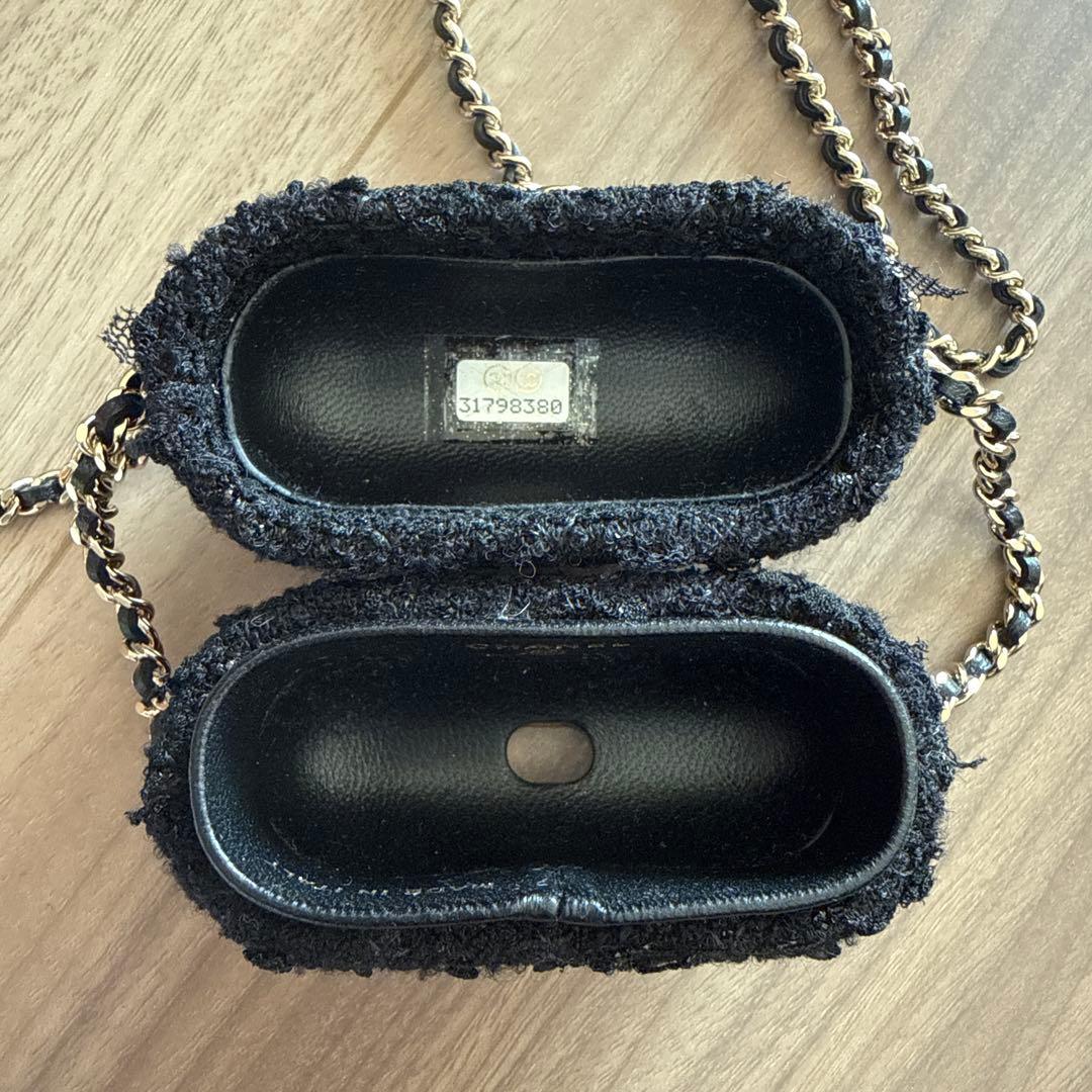 【美品】CHANEL チェーンストラップ付き マトラッセAirPodsケース