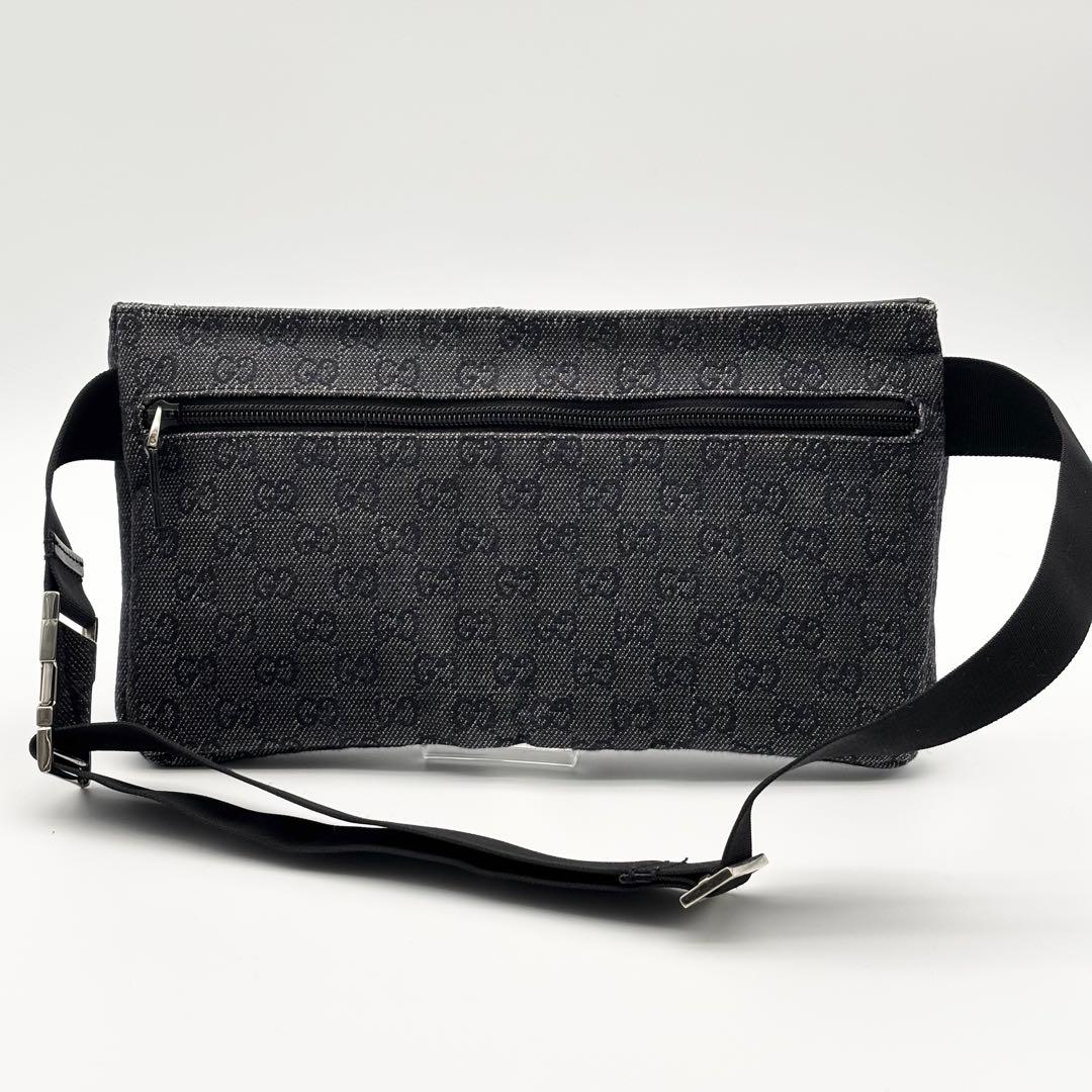 【✨美品、希少✨】　グッチ　ボディーバッグ　GGキャンバス　ネイビー系　紺　金具