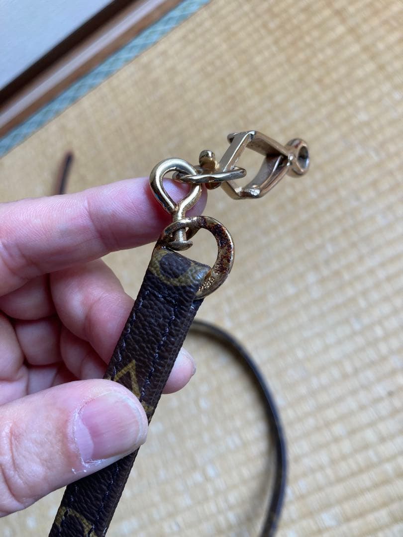 りこまる　茶色レザー モノグラム ハーネスリード