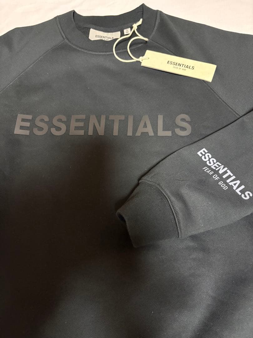 ESSENTIALS ブラック スウェット