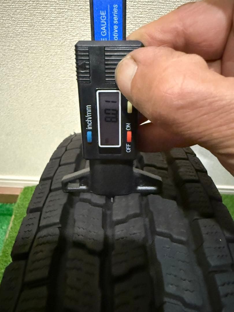 中古　スタッドレスタイヤ2024年製＆ホイール　4本セット