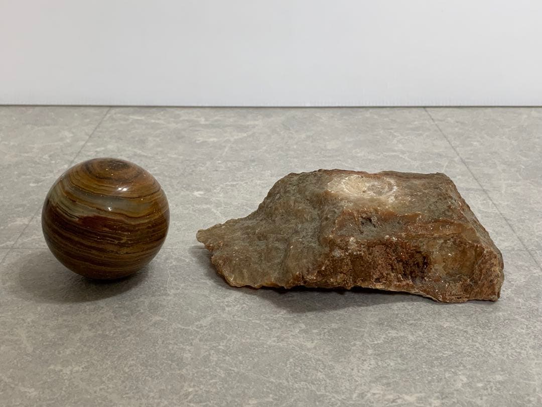 鑑賞石 天然石 木星 1.314kg オニキス 瑪瑙 メノウ ジュピター 台座付