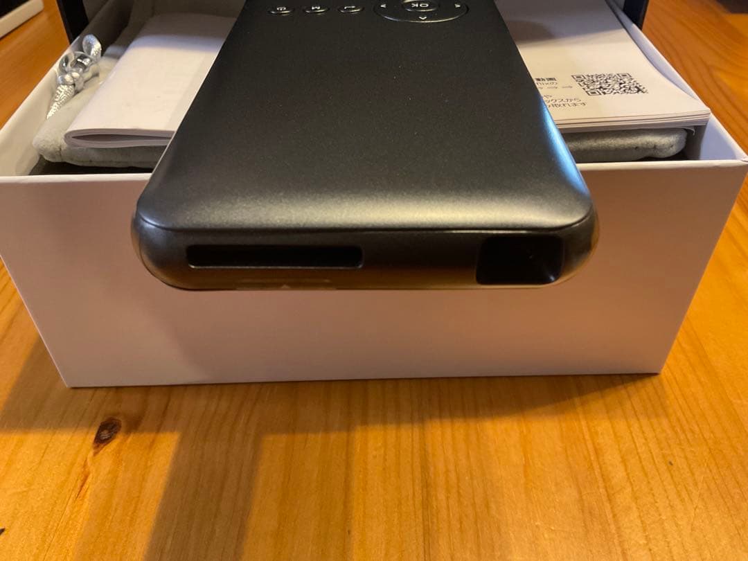 専用　カベーニ モバイル プロジェクター 小型 ワイヤレス　ブラック