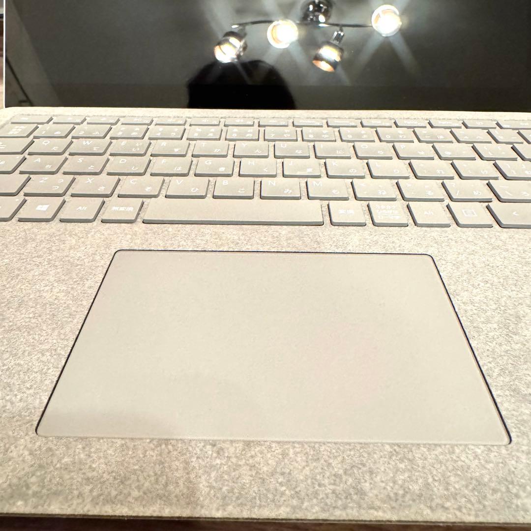 【美品】Surface Laptop2 13.5インチ プラチナ 256GB