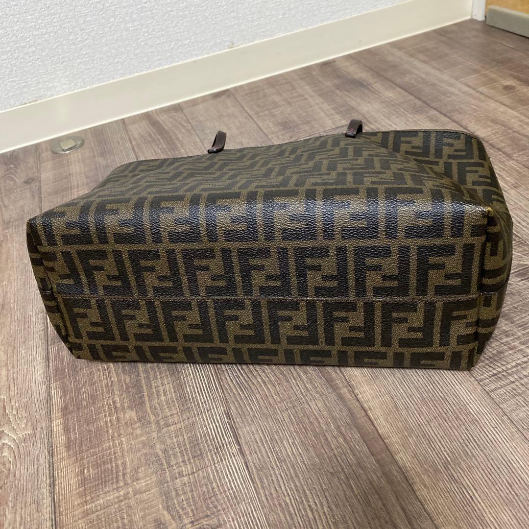 FENDIレディースズッカ柄PVCトートショルダーバック