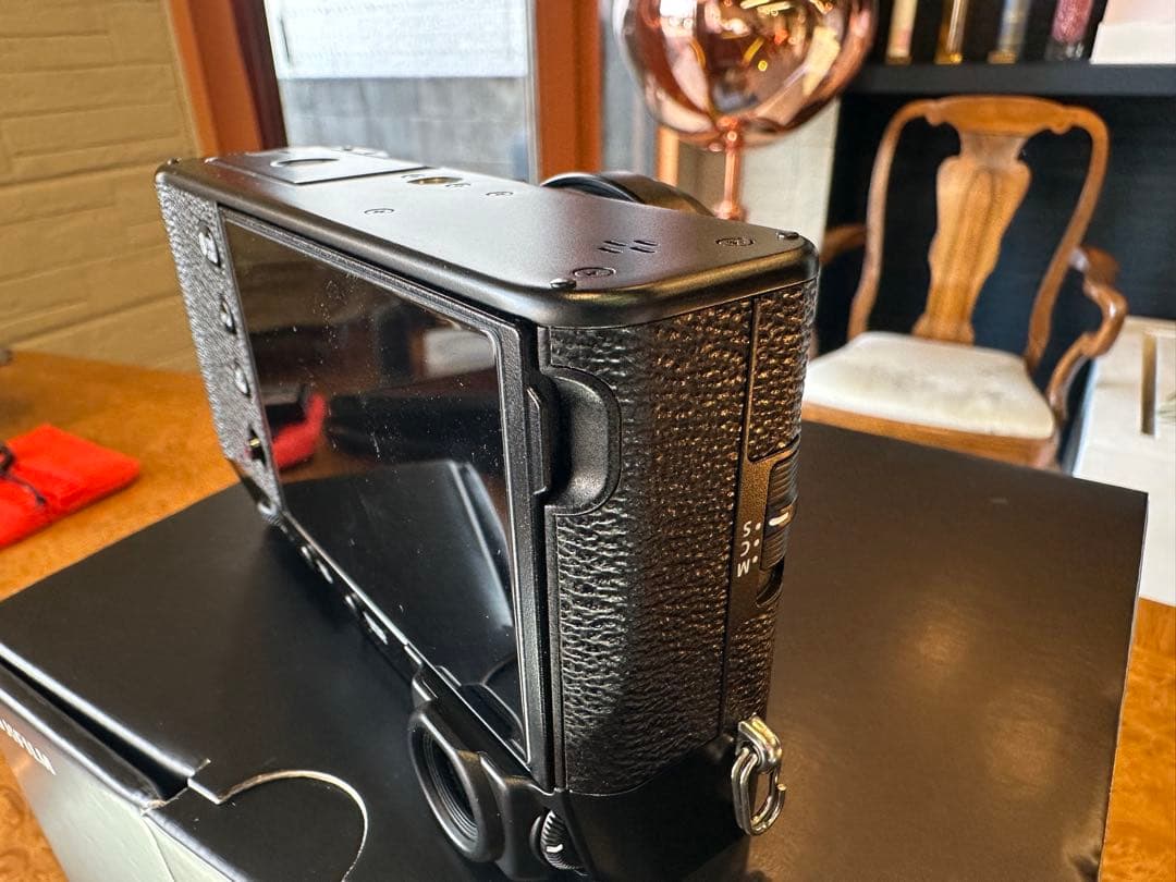 〜極美品〜多言語/FUJIFILM X100VI ブラック　※多数オプション品付