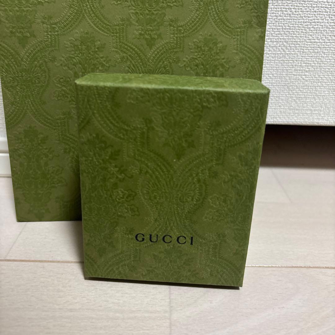 GUCCI airpods ケース