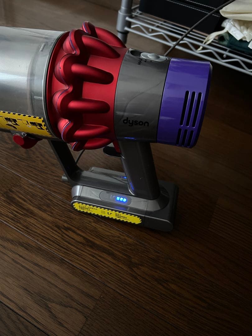 Dyson cyclone V10 fluffy+ 本体