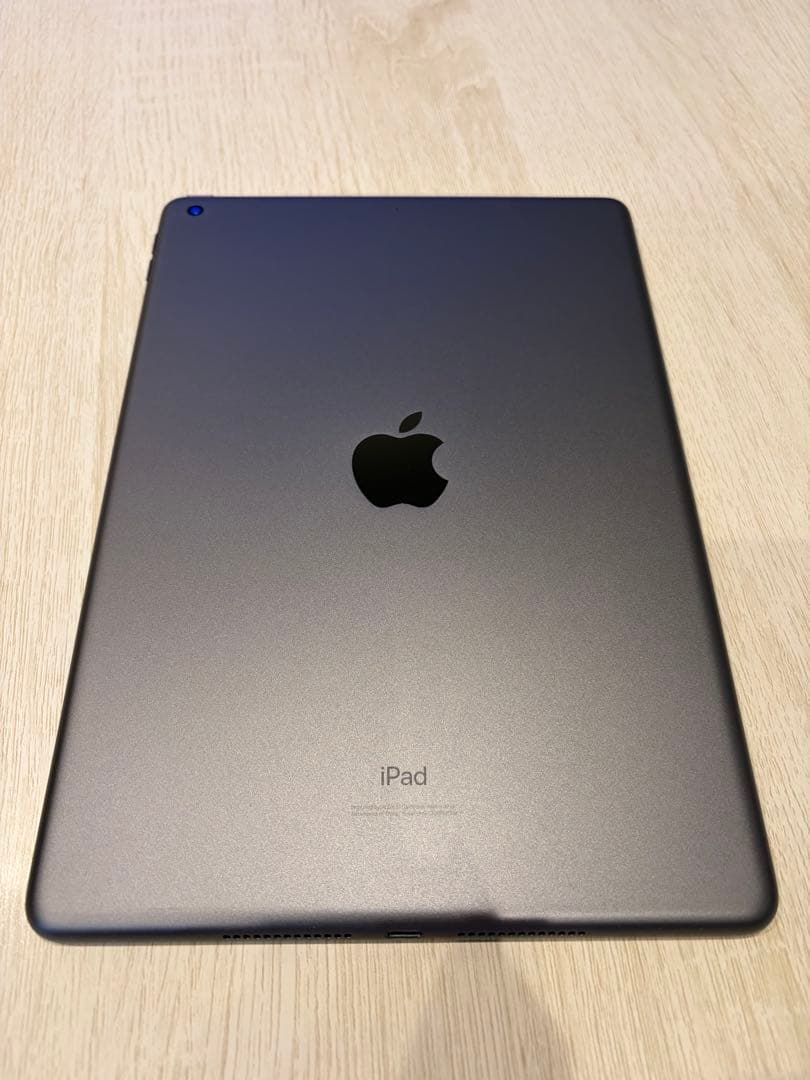 Apple iPad スペースグレー 第7世代