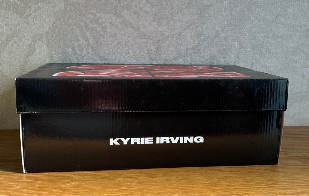 【新品未使用希少品】Nike カイリー2