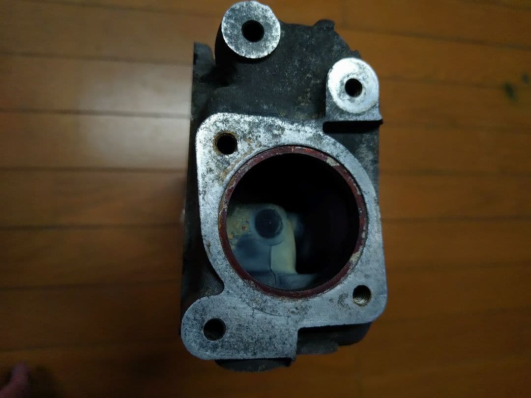 サニートラック　A12型エンジン　ヘッドブロック