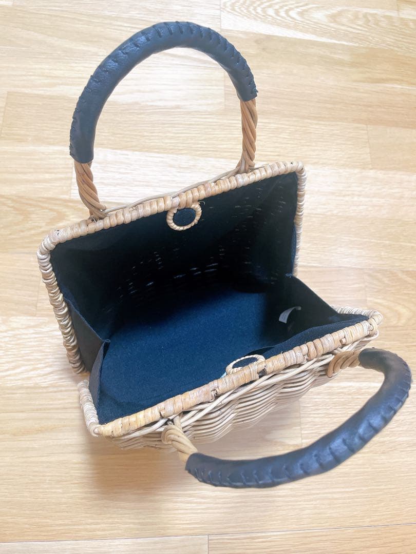 ‼️最終セール‼️【美品✨】toca odds かごバッグ シェルアラログ柳