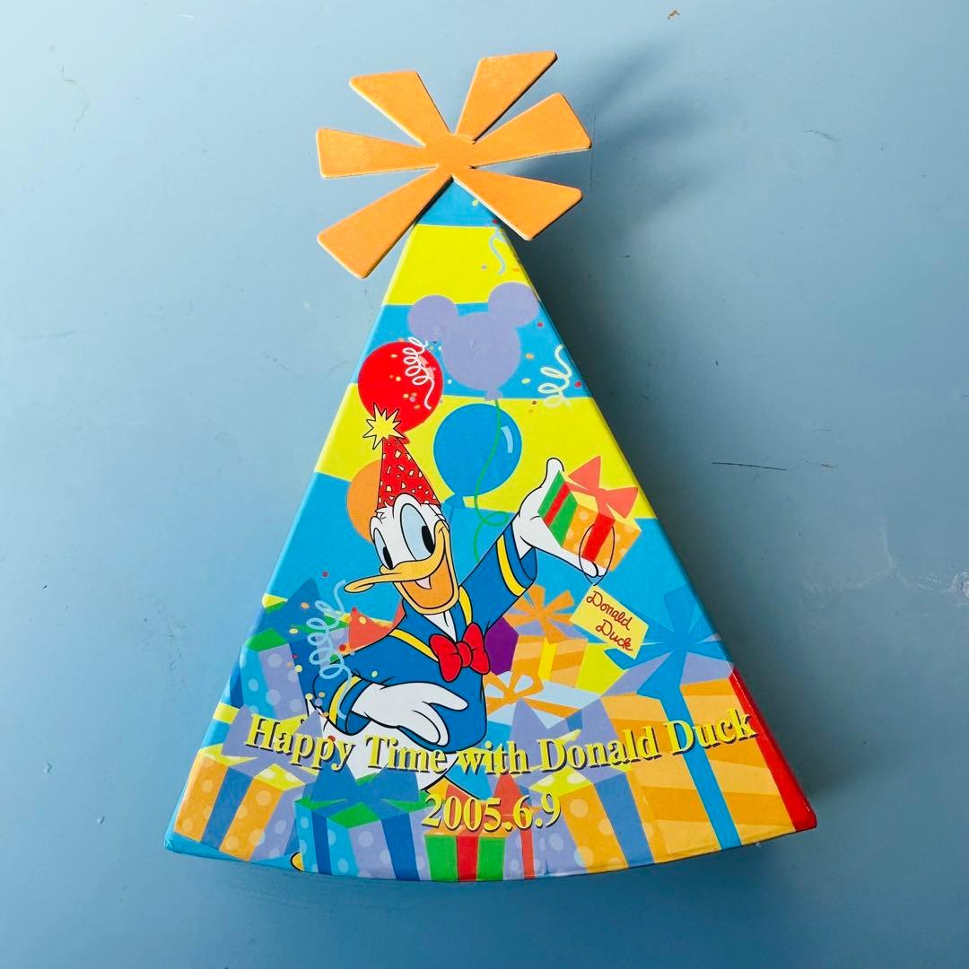 希少 ドナルド 800個限定 バースデー2005年 ピンバッジ ディズニーストア