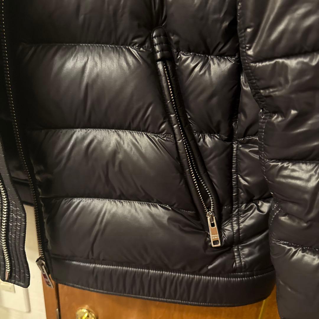 PRADA ライダースダウンジャケット