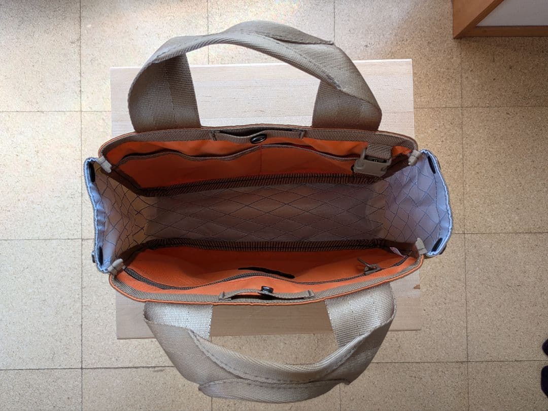 BRIEFINGカート　トートバッグ コヨーテ