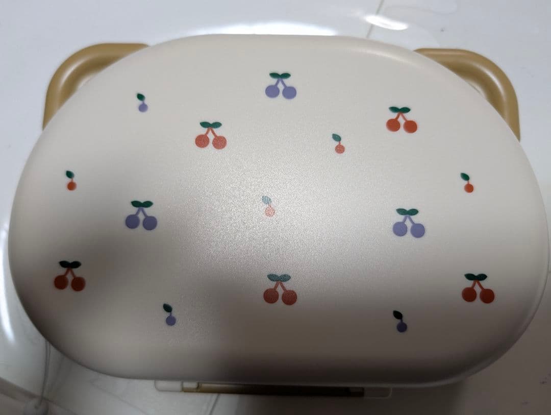 三連休値下げ！森永はくぐみ 4箱 専用保存容器付き（容器のみ使用）哺乳瓶ブラシ付