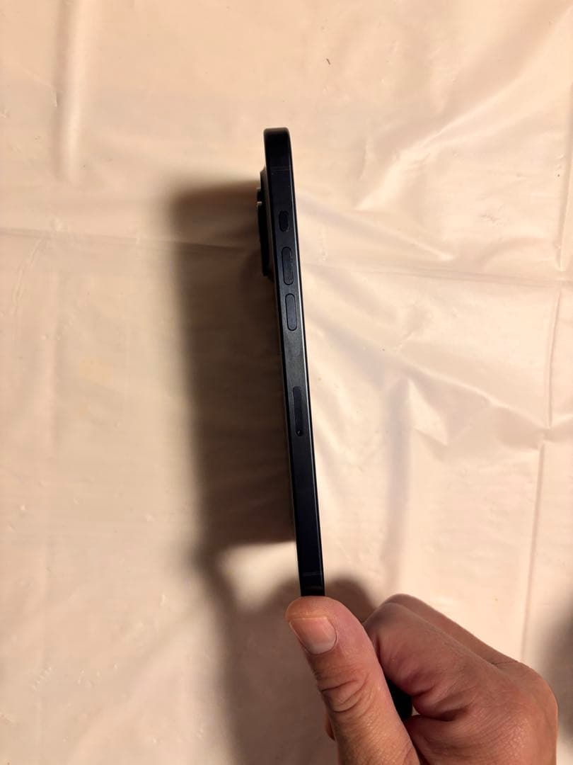 氷*水様 初*め様 iPhone 15Promax 512GB 海外製　動作不具