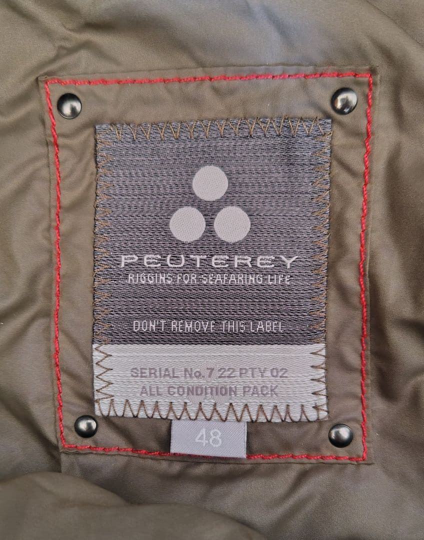 PEUTEREYピューテリータウンコート 48s