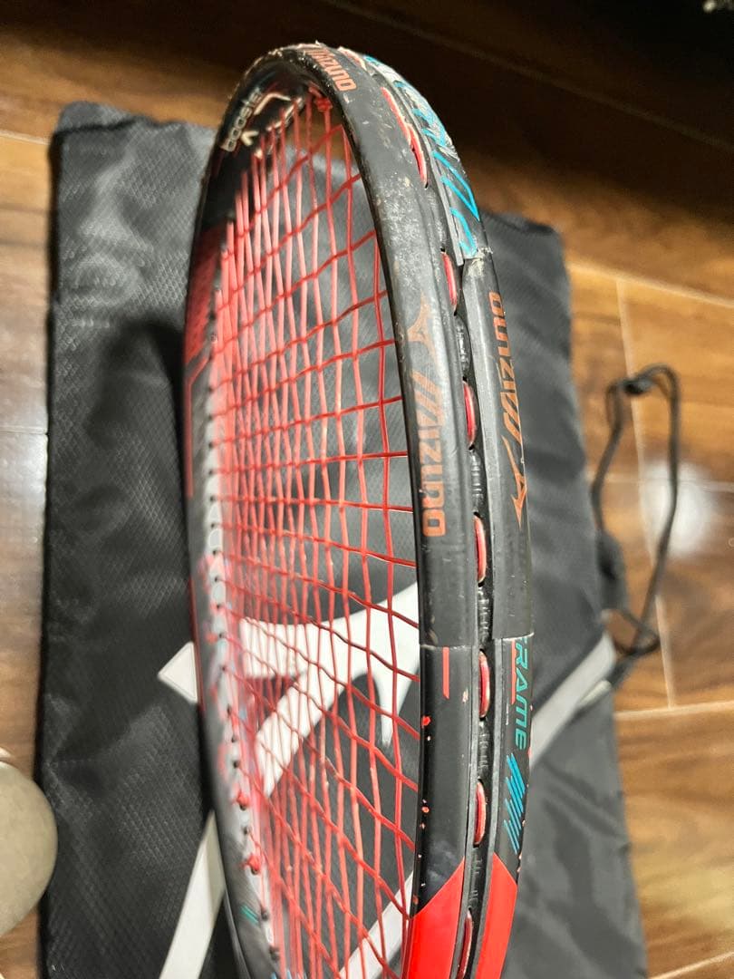 MIZUNOのテニスラケット