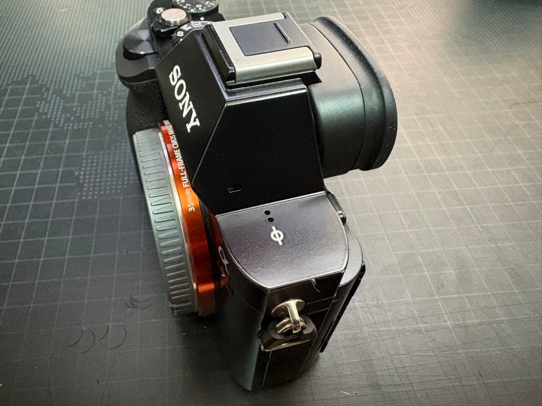 美品 SONY α7 ボディ（ILCE-7）フルサイズミラーレス