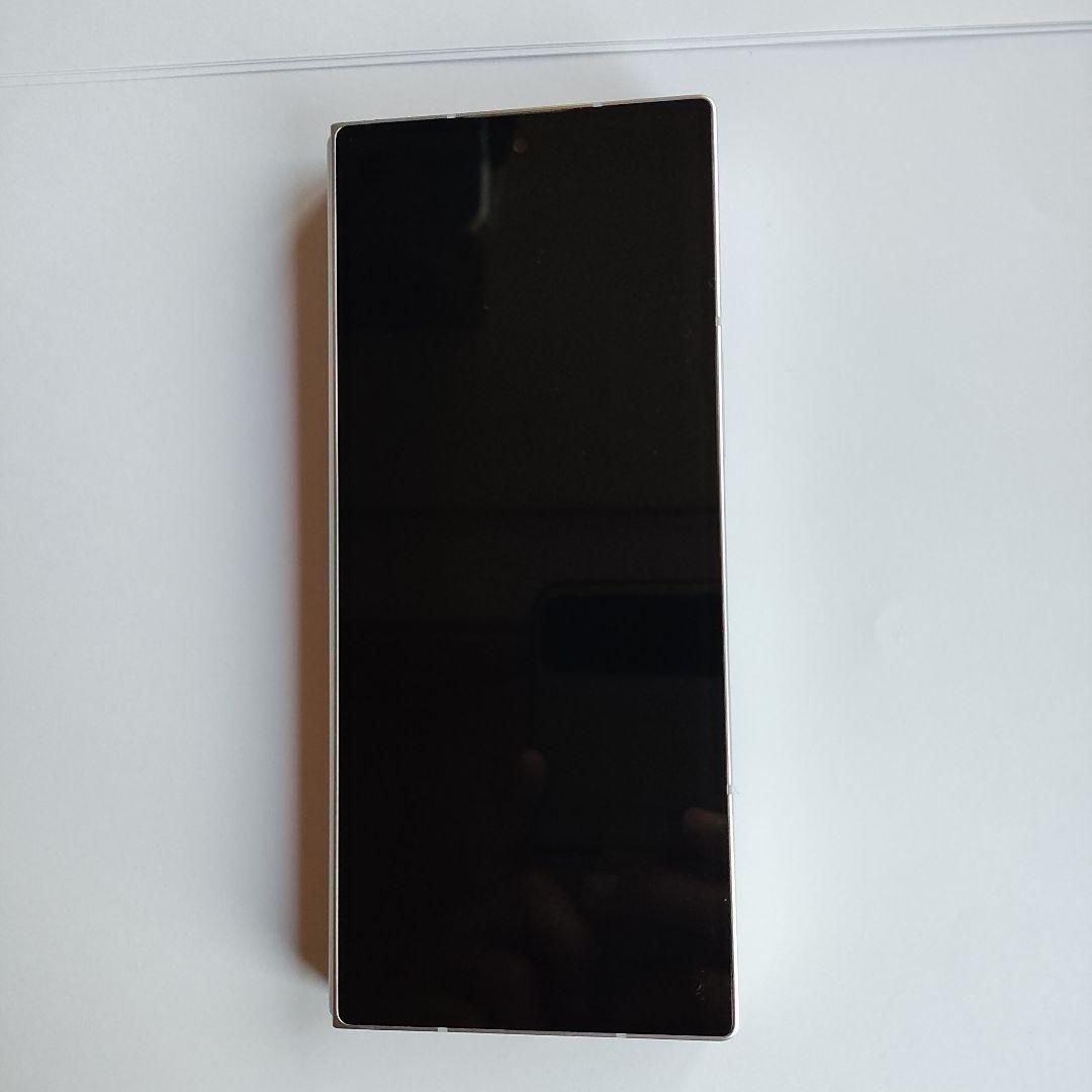 Samsung Galaxy Z Fold6 本体 ホワイト　ケース付き