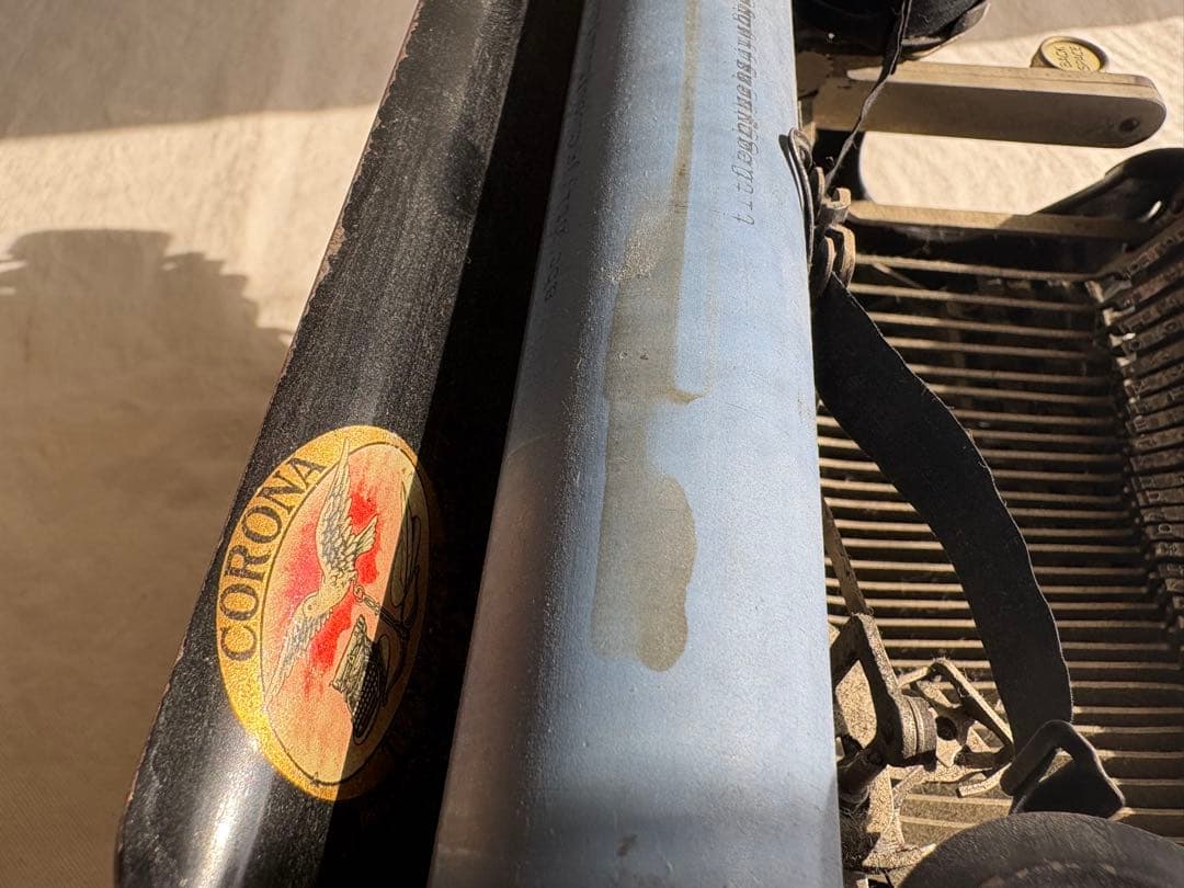 アンティーク　CORONAタイプライター