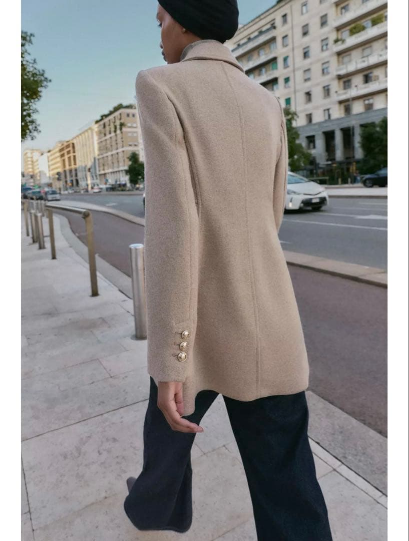 タグ付き新品★ZARAのウール混紡ショート丈ダブルブレストコート★Mサイズ