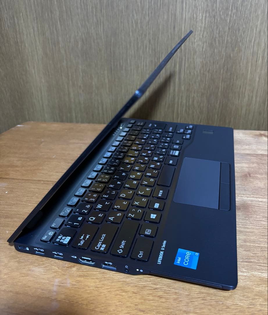 LIFEBOOK U9311/F 2021/7製 11世代CPU 極軽極薄