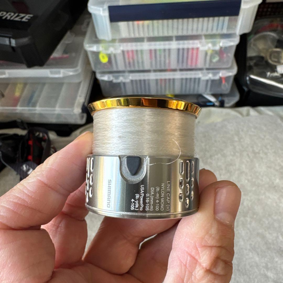 18ステラ替スプール　C2000S