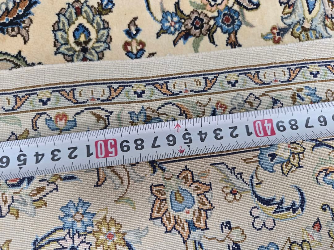 ペルシャ絨毯本物保証100%手織素材天然シルクfallah工房花柄157×106