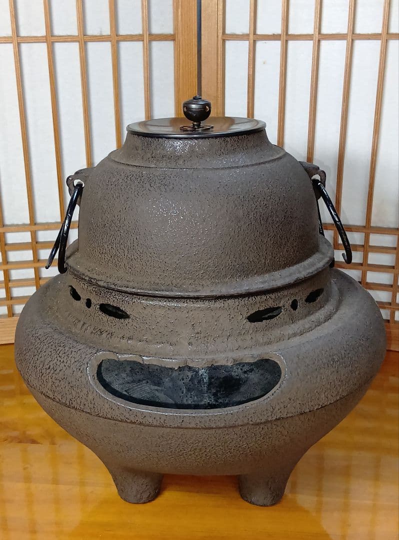 【未使用品！】 茶道具/朝鮮風炉釜 茶器 鉄瓶 鉄釜 唐銅蓋 釜環 茶釜 美品！