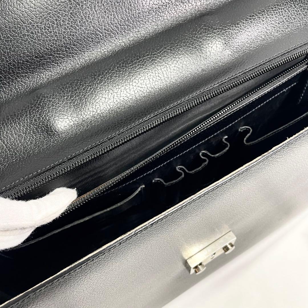 フェラガモ 2way ブリーフケース ビジネスバッグ 金具 大容量 多機能 A4