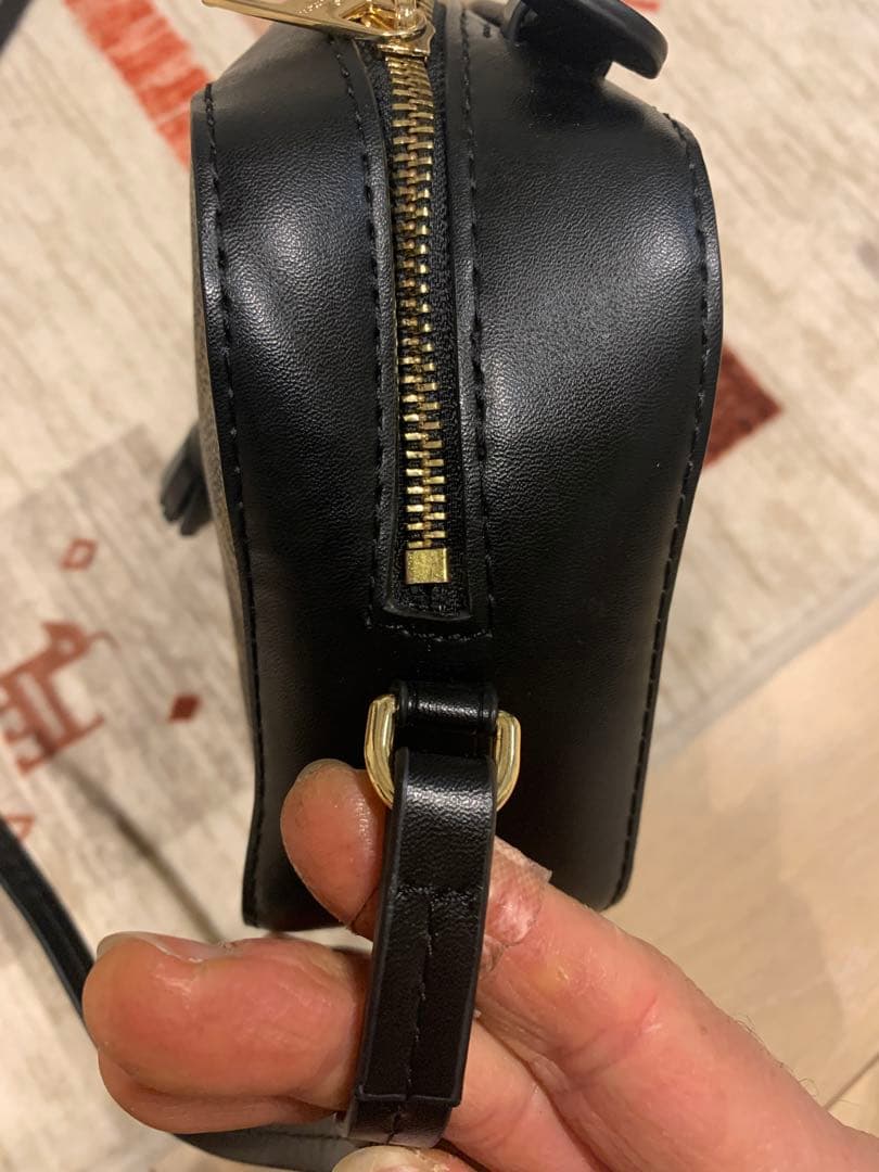 LOUIS VUITTON ルイヴィトン サントンジュ ショルダーバッグ