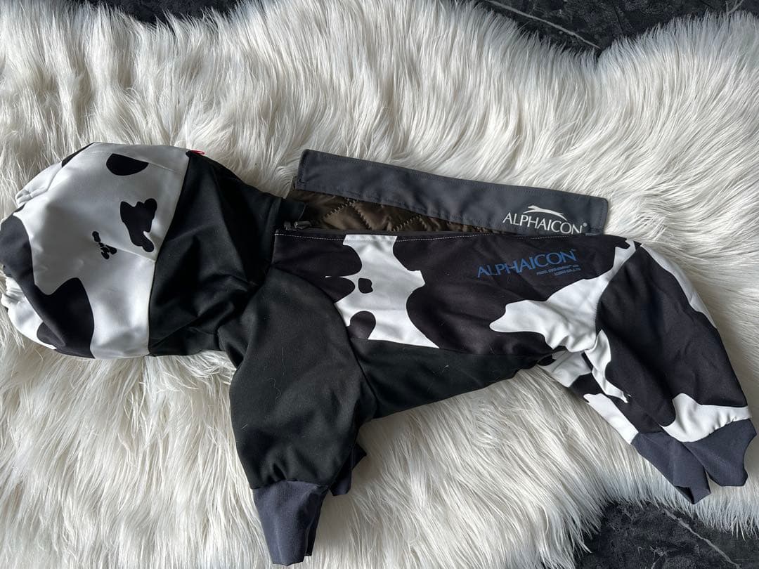 ALPHAICON アルファアイコン ドッグガードエアー　牛柄　サイズSM